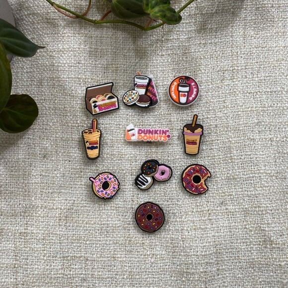 Dunkin Donuts Croc Shoe Charms Set of 11 New - Picture 2 of 3
